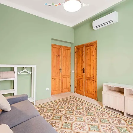 Bed & Breakfast Vicci 57, Terre Marine